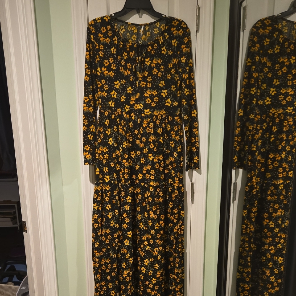 Floral Long Sleeve Maxi Dress